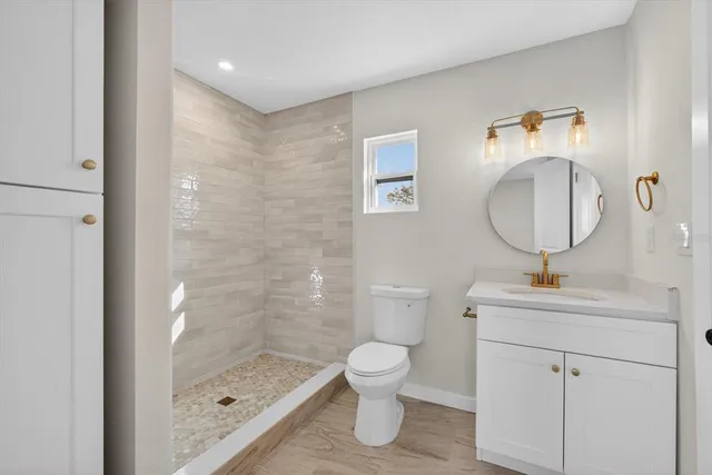 $615,000 | 5701 14th Avenue North, St. Petersburg, FL 33710