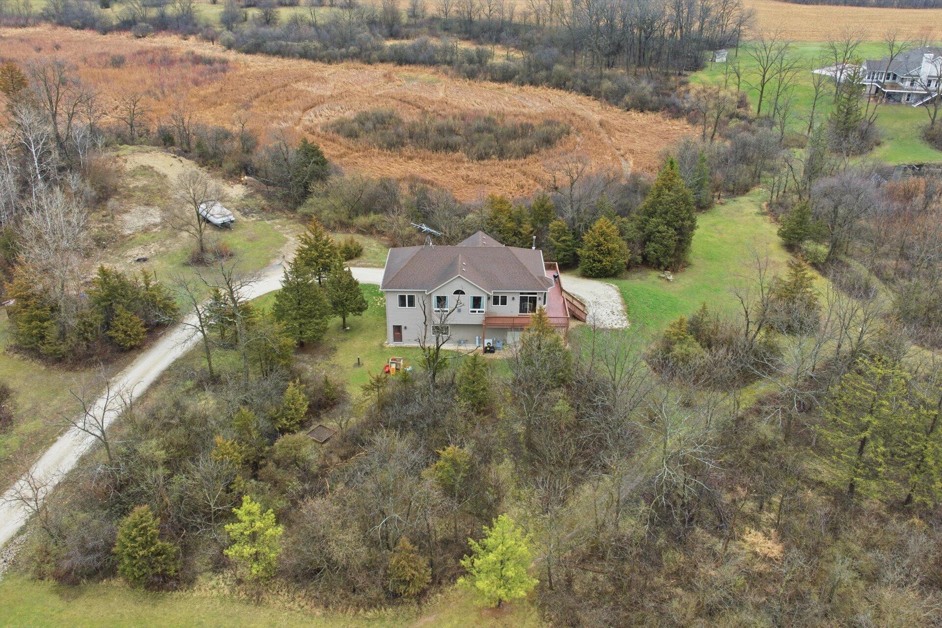 N7026 County DD Spring Prairie, WI 53105 - Photo 29 of 40 07-007_dji_fly_20260410_093002_315_17758