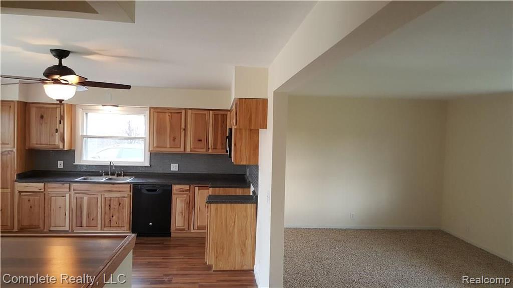 132 West Anderson Road Linwood, MI 48634 - Photo 8 of 25