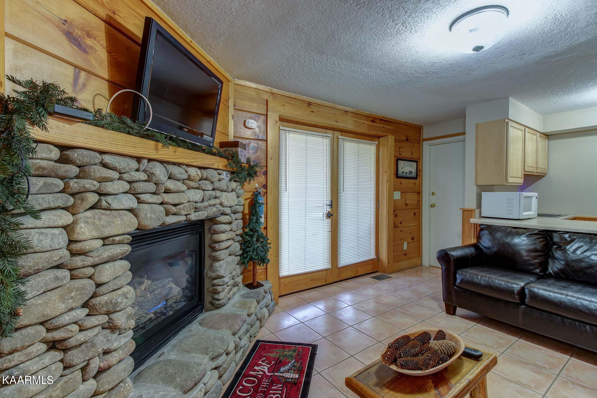 336 Big Bear Way Pigeon Forge, TN 37863 - Photo 22 of 51 22