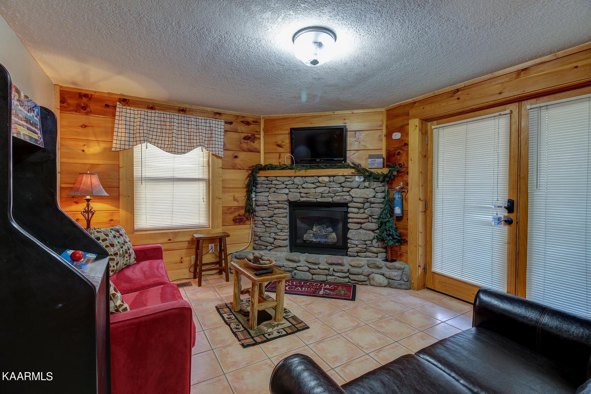 336 Big Bear Way Pigeon Forge, TN 37863 - Photo 24 of 51 24