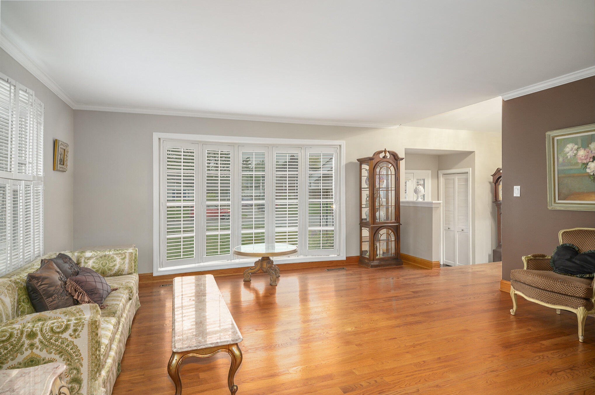 9307 Walnut Drive Munster, IN 46321 - Photo 5 of 26 a living room with furniture and a large window