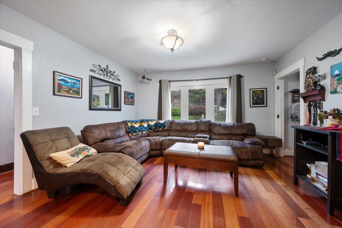 524 Avalon Street Lompoc, CA 93436 - Photo 6 of 36 a living room with furniture and wooden floor