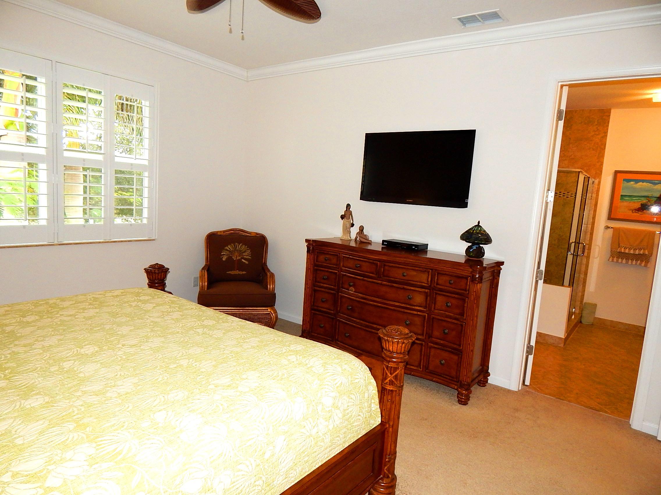 1431 Northwest 48th Lane Boca Raton, FL 33431 - Photo 13 of 44 1431 4 mls mbdrm frm wic