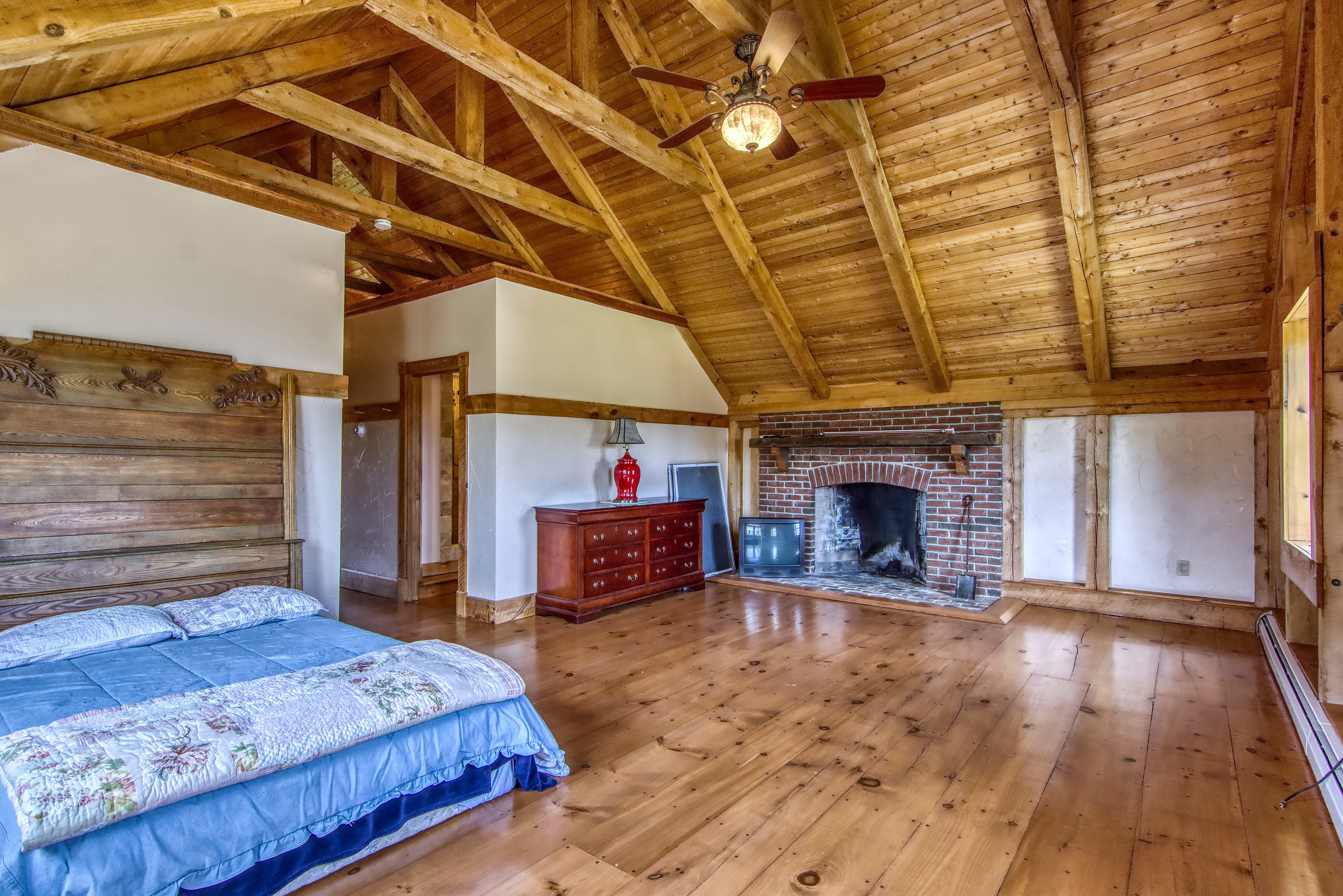 26 Harbor Road Steuben, ME 04680 - Photo 25 of 45 26 Harbor Road SMain Suite Bedroom-2