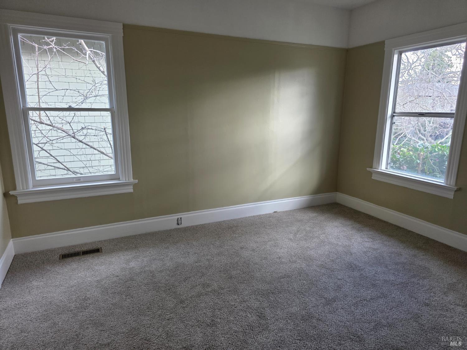 715 Seminary Street Napa, CA 94559 - Photo 4 of 8