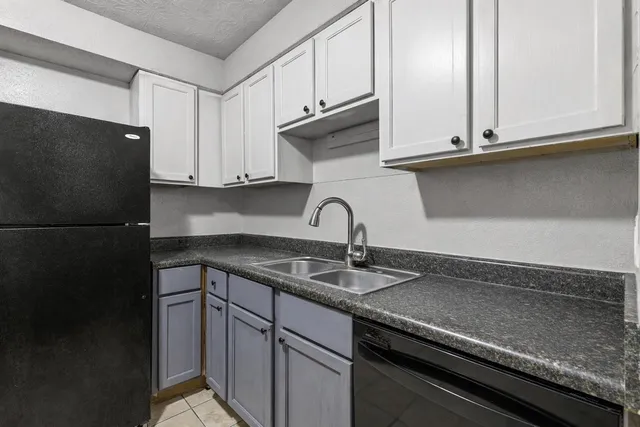 $69,900 | 2020 Continental Avenue, Unit 135, Tallahassee, FL 32304