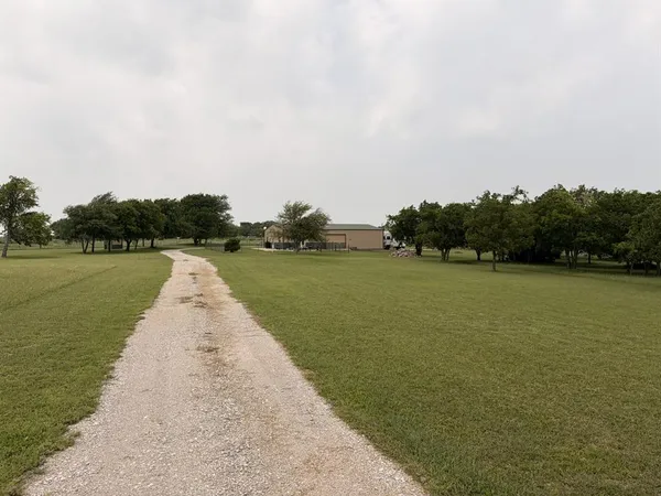 $575,000 | 1746 County Road 4522, Decatur, TX 76234