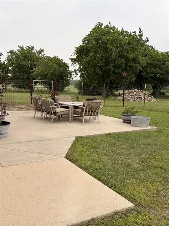 $575,000 | 1746 County Road 4522, Decatur, TX 76234