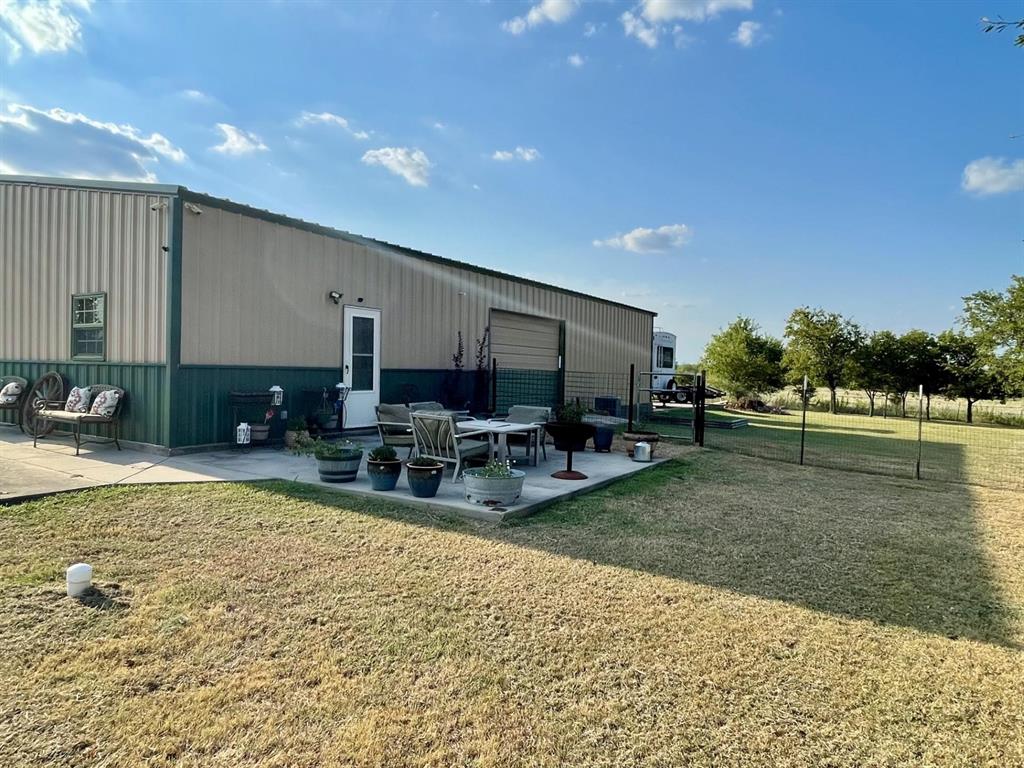 1746 County Road 4522 Decatur, TX 76234 - Photo 15 of 23