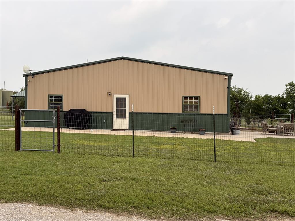 1746 County Road 4522 Decatur, TX 76234 - Photo 2 of 23