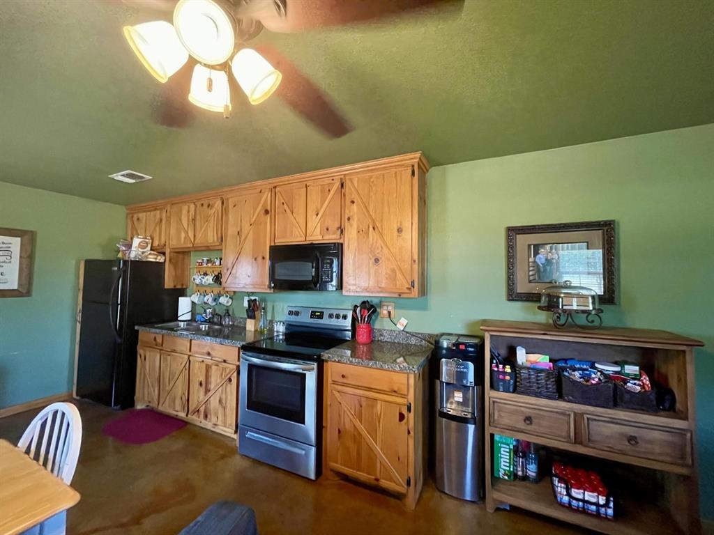 1746 County Road 4522 Decatur, TX 76234 - Photo 22 of 23