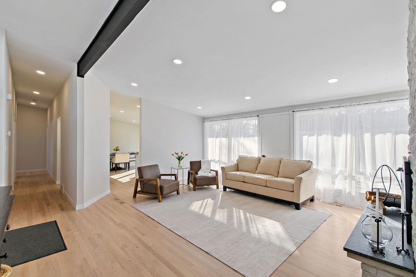 411 South 1st Street Elburn, IL 60119 - Photo 5 of 23