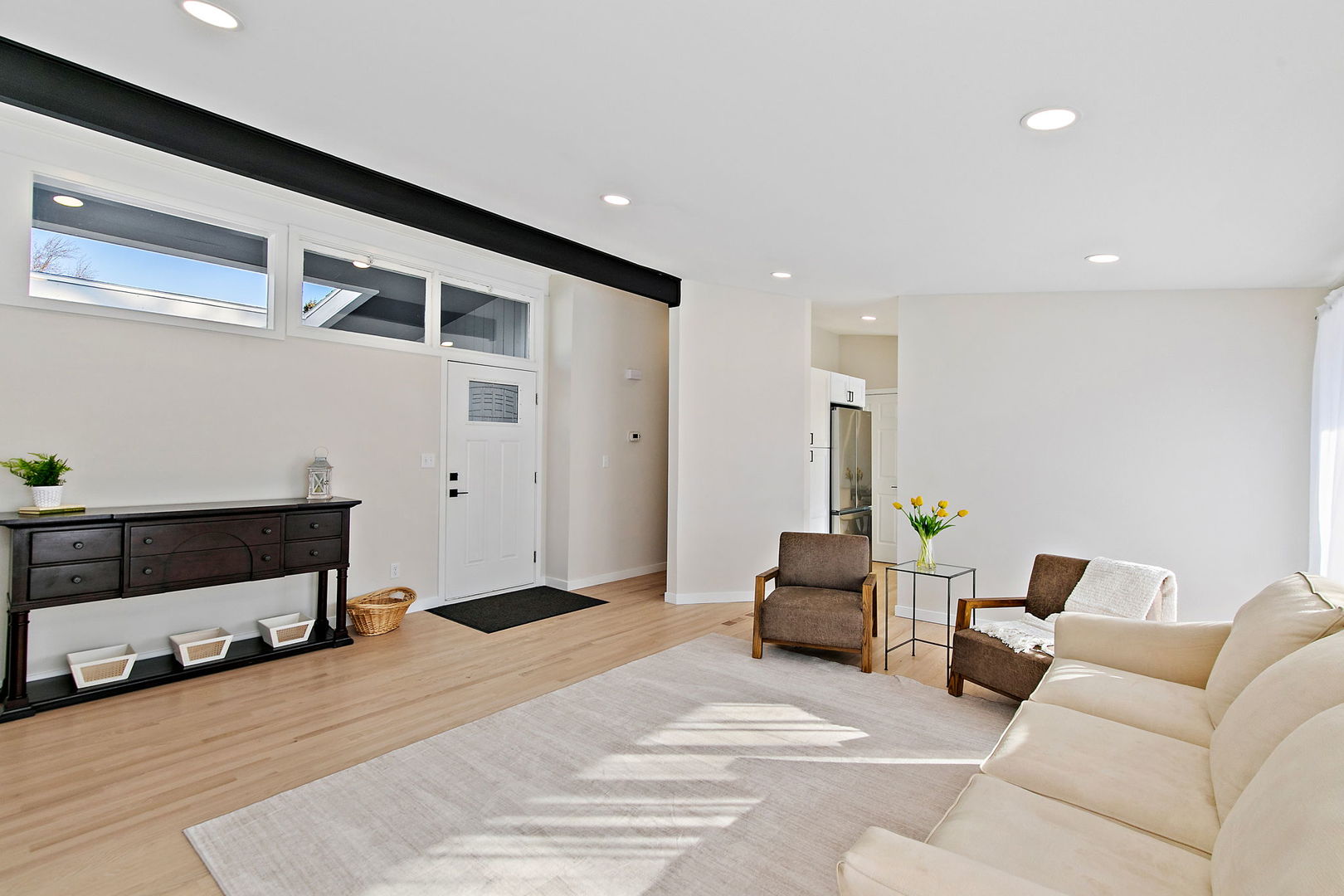 411 South 1st Street Elburn, IL 60119 - Photo 6 of 23