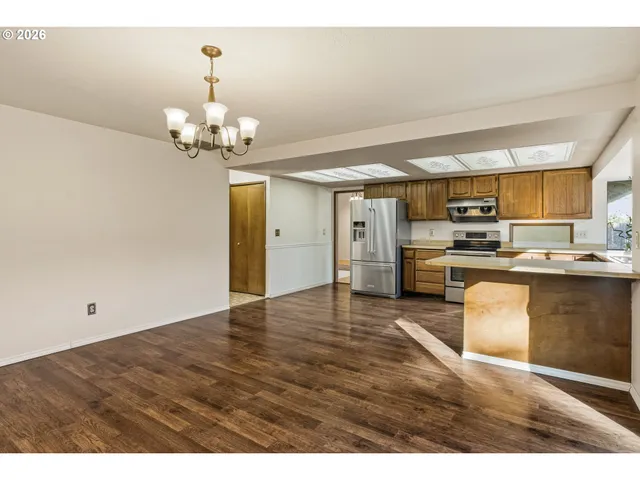 $525,000 | 21216 Southwest Martinazzi Avenue, Tualatin, OR 97062