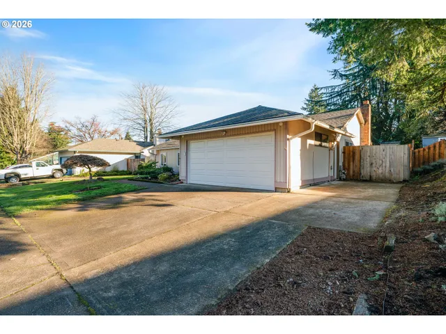 $525,000 | 21216 Southwest Martinazzi Avenue, Tualatin, OR 97062
