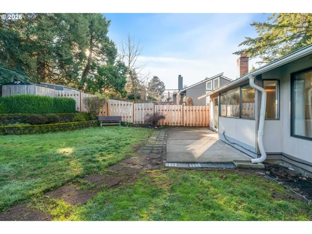 $525,000 | 21216 Southwest Martinazzi Avenue, Tualatin, OR 97062