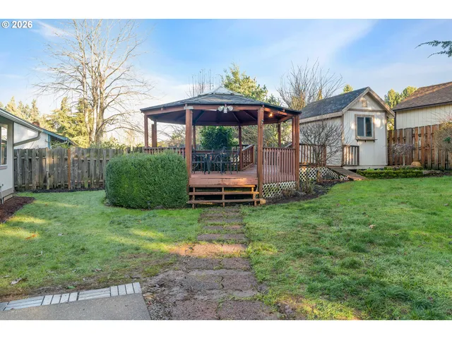 $525,000 | 21216 Southwest Martinazzi Avenue, Tualatin, OR 97062