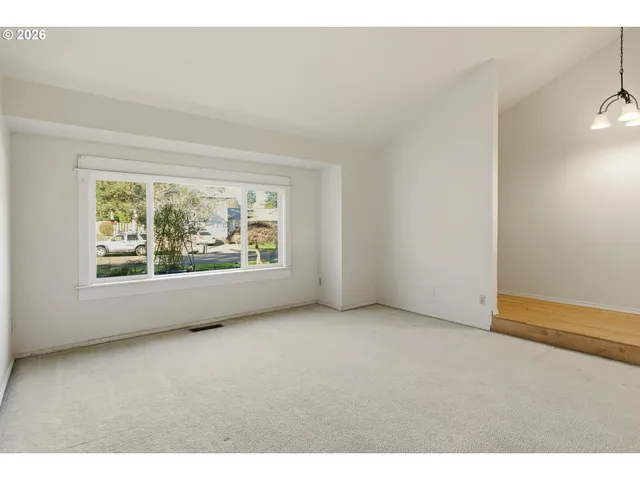 $525,000 | 21216 Southwest Martinazzi Avenue, Tualatin, OR 97062