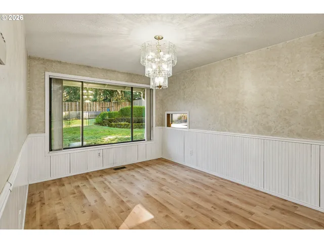 $525,000 | 21216 Southwest Martinazzi Avenue, Tualatin, OR 97062