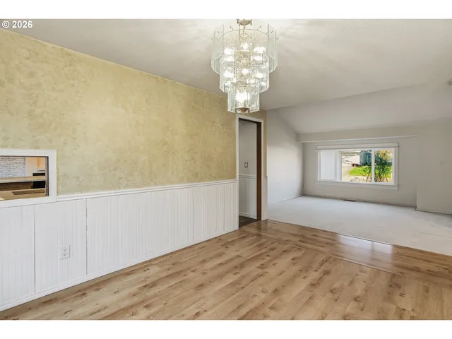 $525,000 | 21216 Southwest Martinazzi Avenue, Tualatin, OR 97062