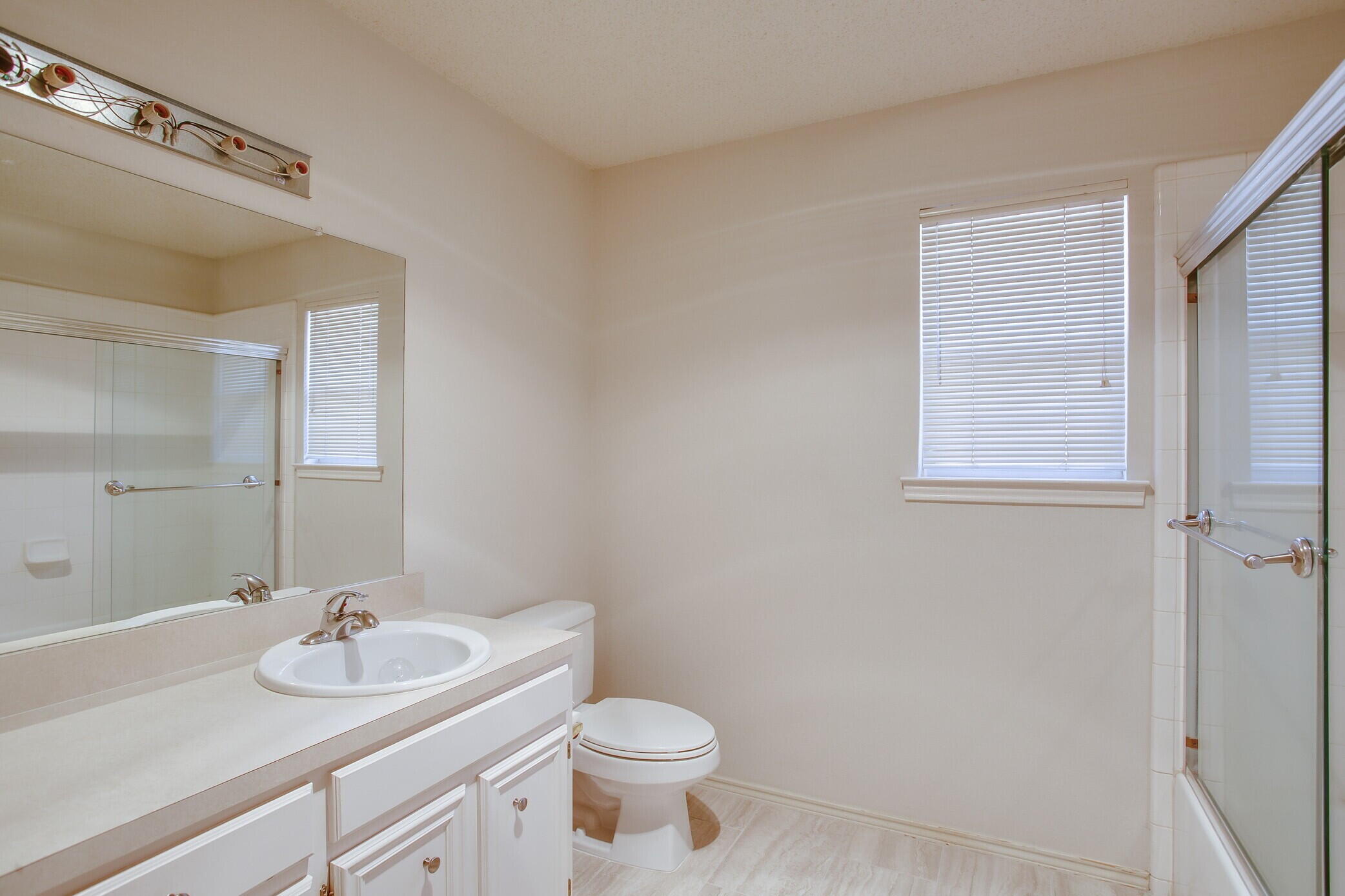 3113 99th Street, Unit B Lubbock, TX 79423 - Photo 8 of 13 l-8