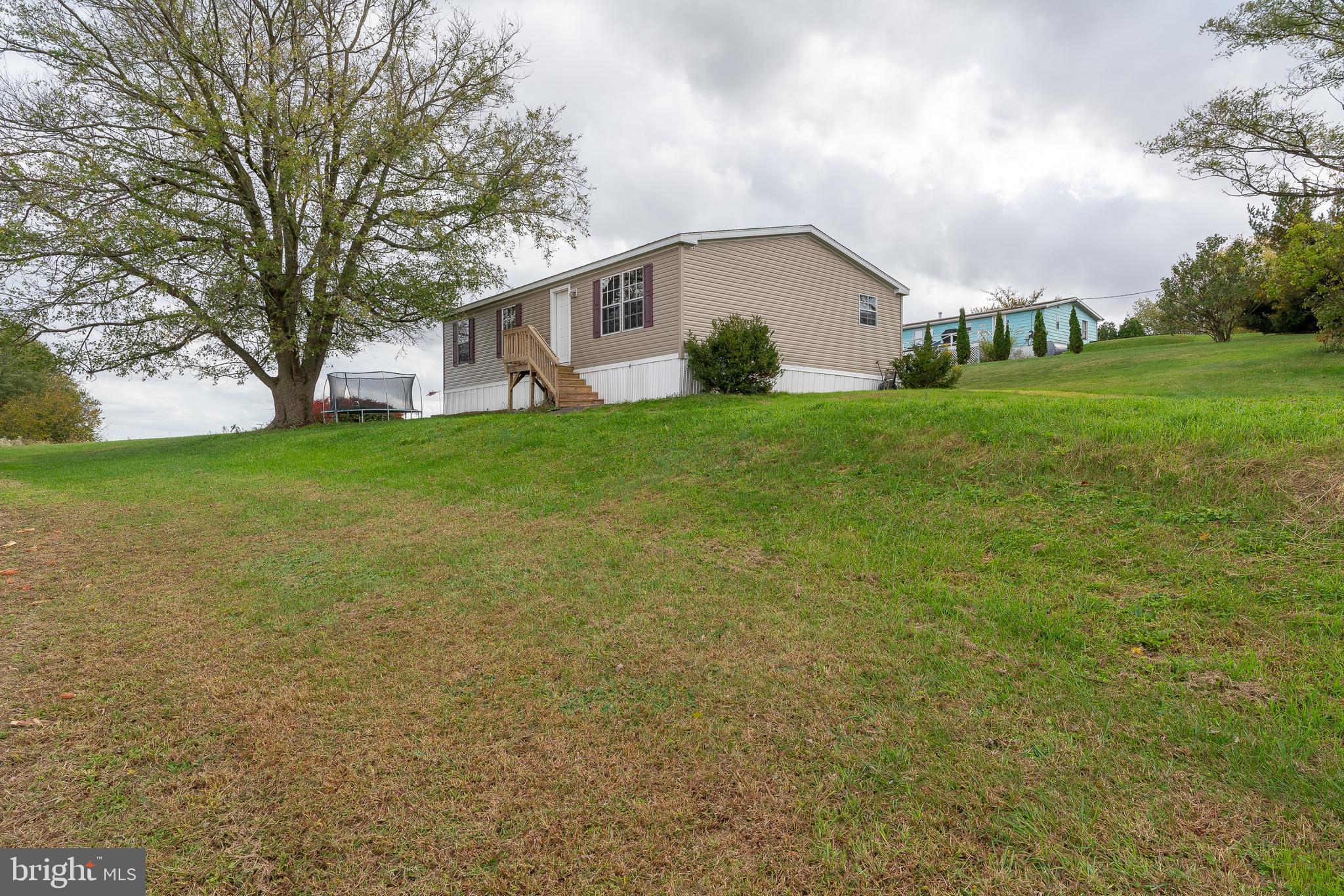 1843 Meadow View Road Manheim, PA 17545 - Photo 3 of 34