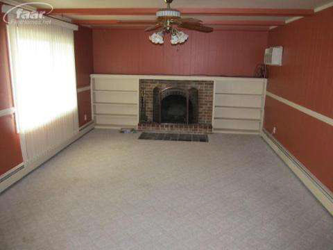 6424 North Bray Road Flint, MI 48505 - Photo 21 of 30 20165941-20.JPG