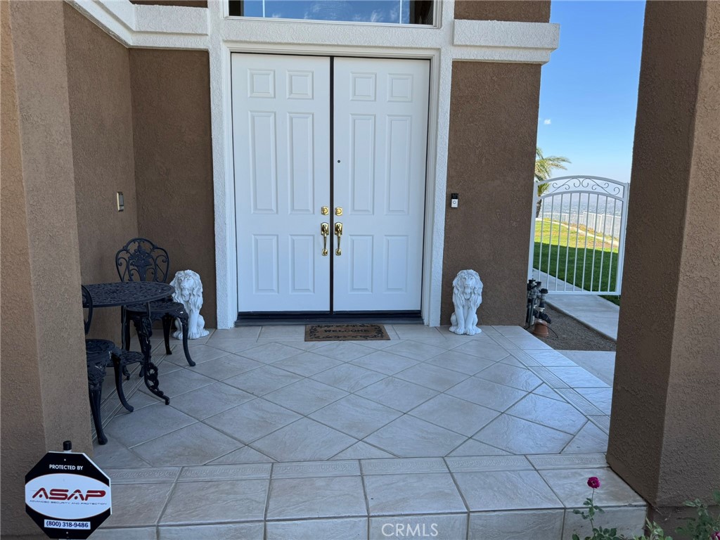 16253 Moon Bow Court Riverside, CA 92503 - Photo 7 of 54