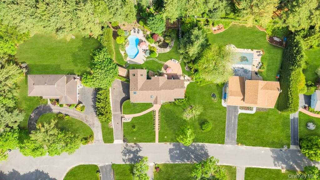 10 South Lot Road Smithtown, NY 11787 - Photo 3 of 50