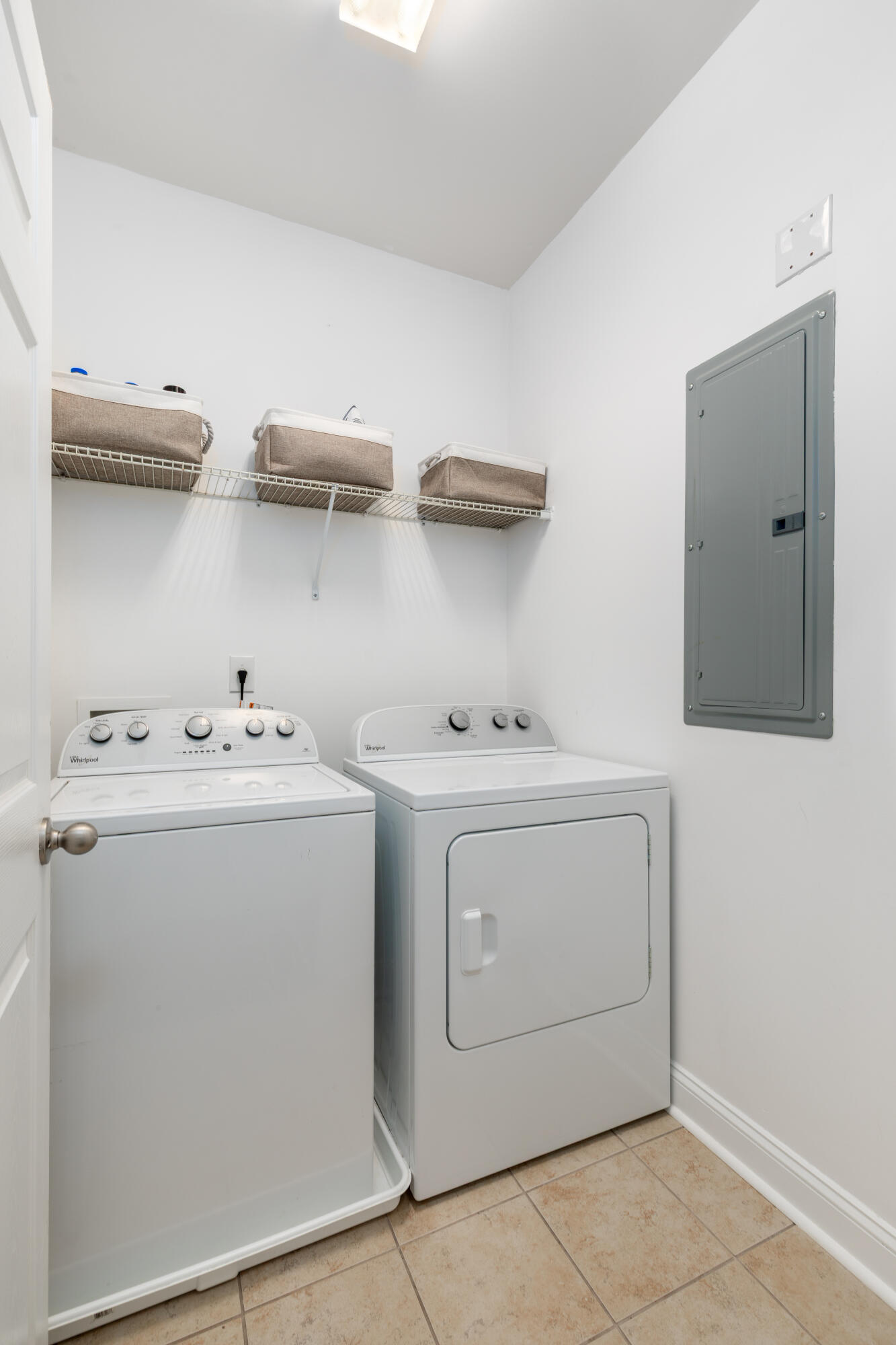 1417 Roustabout Way Charleston, SC 29414 - Photo 15 of 48 laundry room