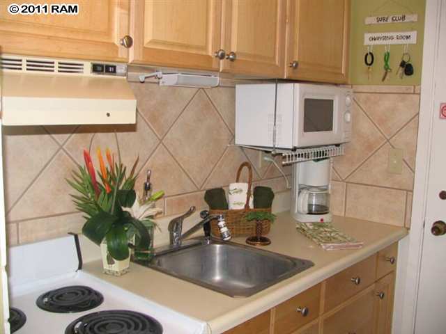 27 Hui Rd F, Unit 110 Lahaina, HI 96761 - Photo 9 of 13 Gallery Image 9