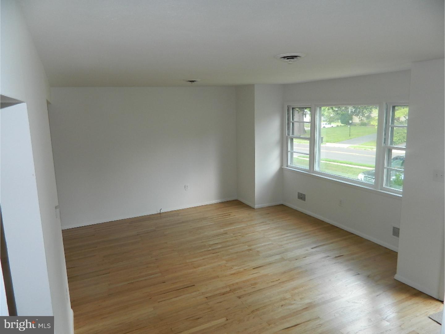 1159 Lower Ferry Road Ewing, NJ 08618 - Photo 16 of 20