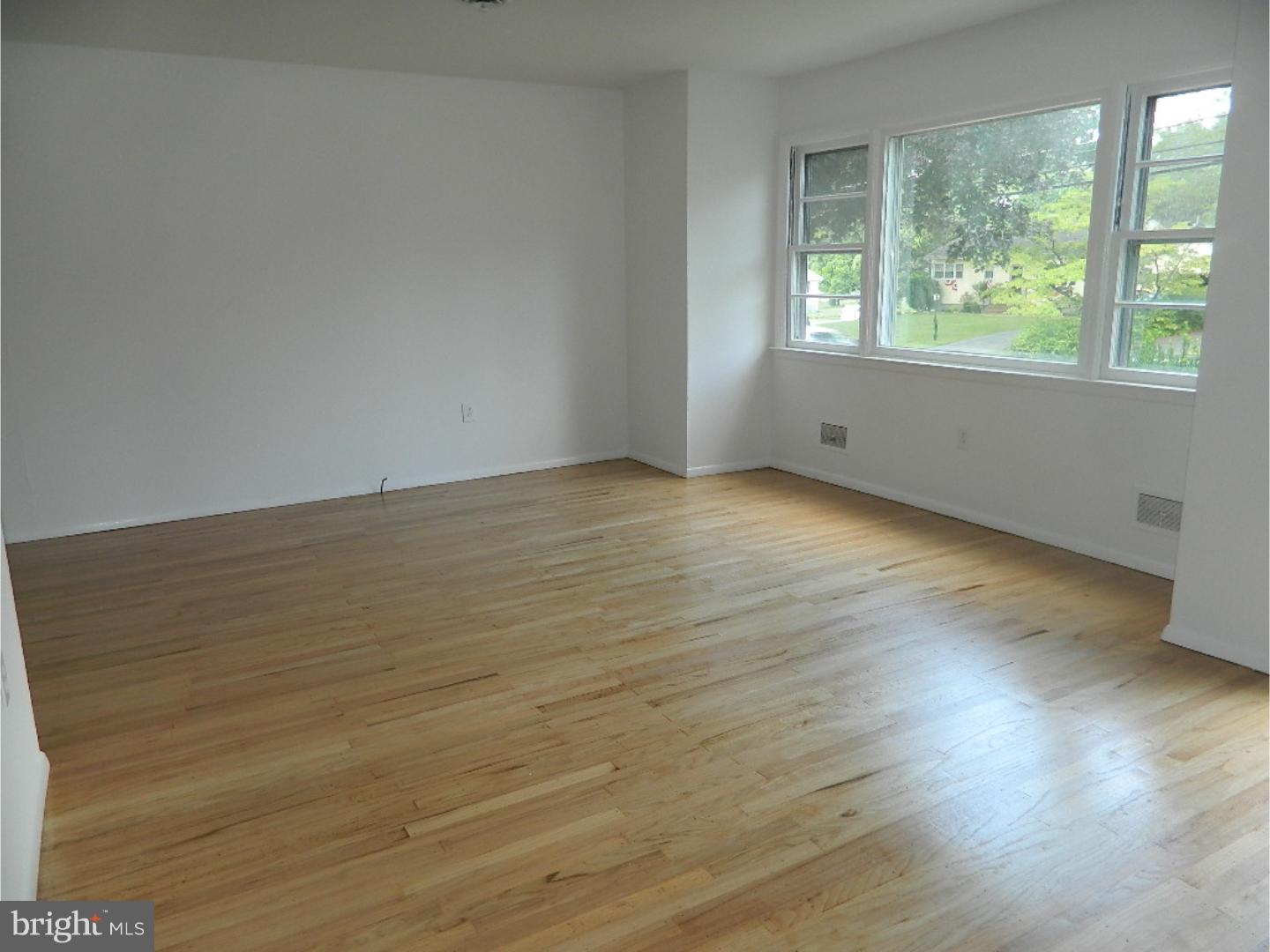 1159 Lower Ferry Road Ewing, NJ 08618 - Photo 3 of 20