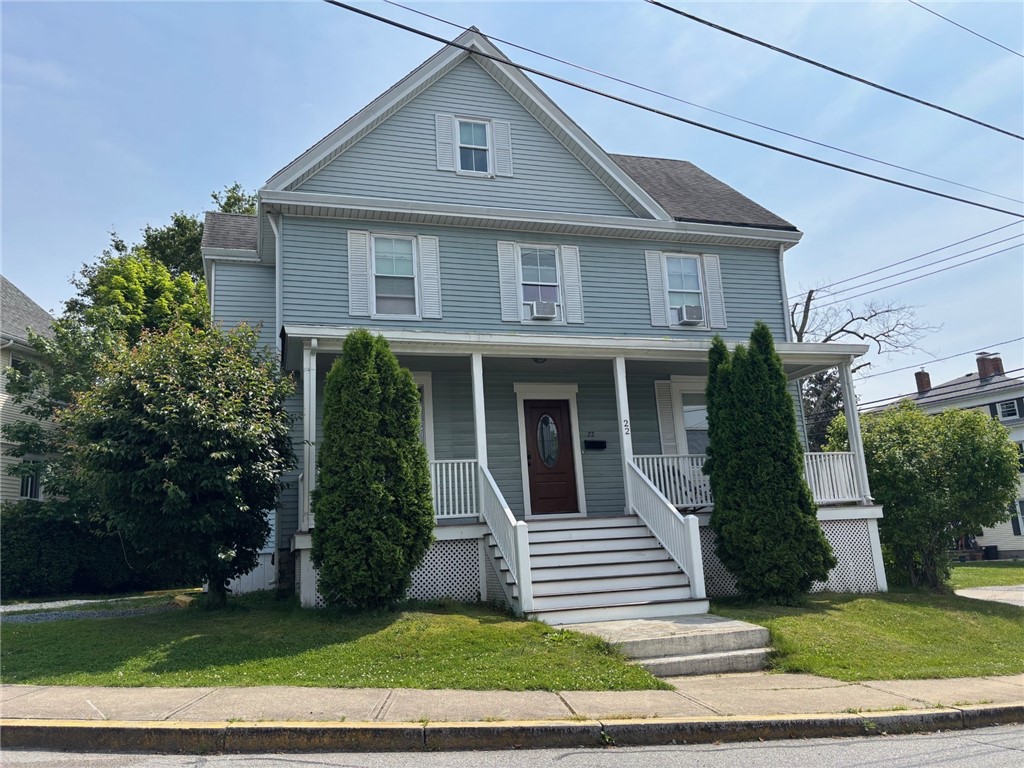 22 Summer Street Newport, RI 02840 - Photo 1 of 14