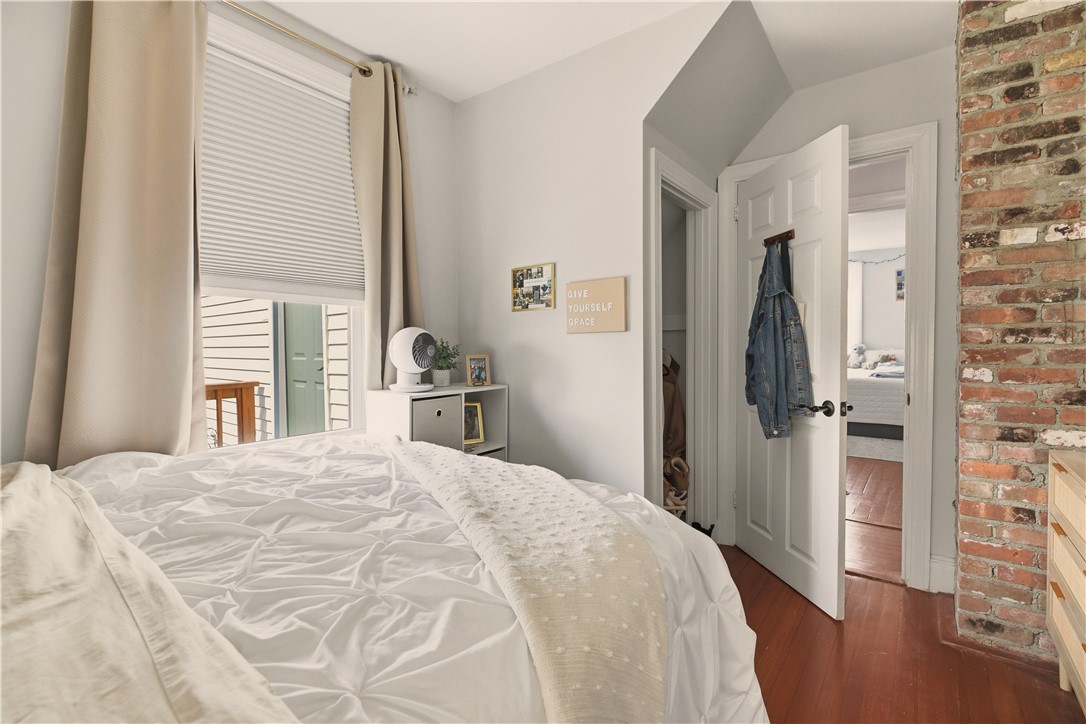 22 Summer Street Newport, RI 02840 - Photo 17 of 31