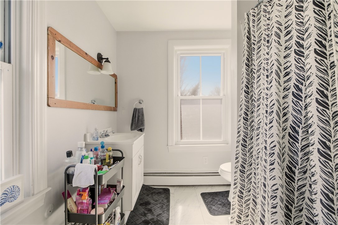 22 Summer Street Newport, RI 02840 - Photo 22 of 31