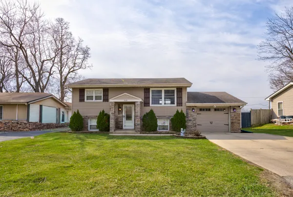 $340,000 | 5125 West Margaret Street, Monee, IL 60449