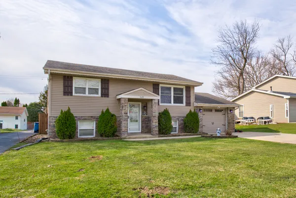 $340,000 | 5125 West Margaret Street, Monee, IL 60449