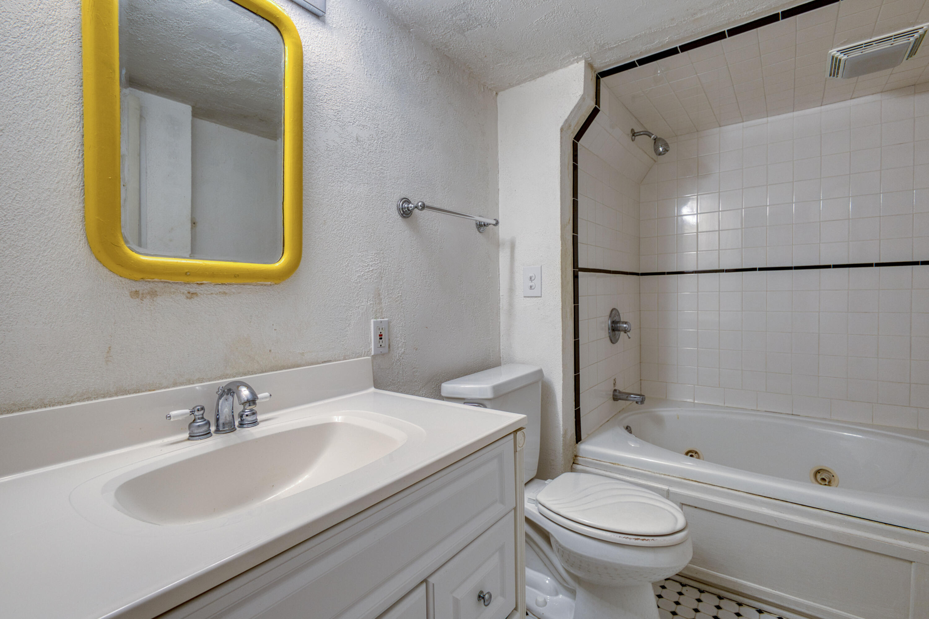 251 East Racine Street Jefferson, WI 53549 - Photo 20 of 38 IMG_9185_HDR