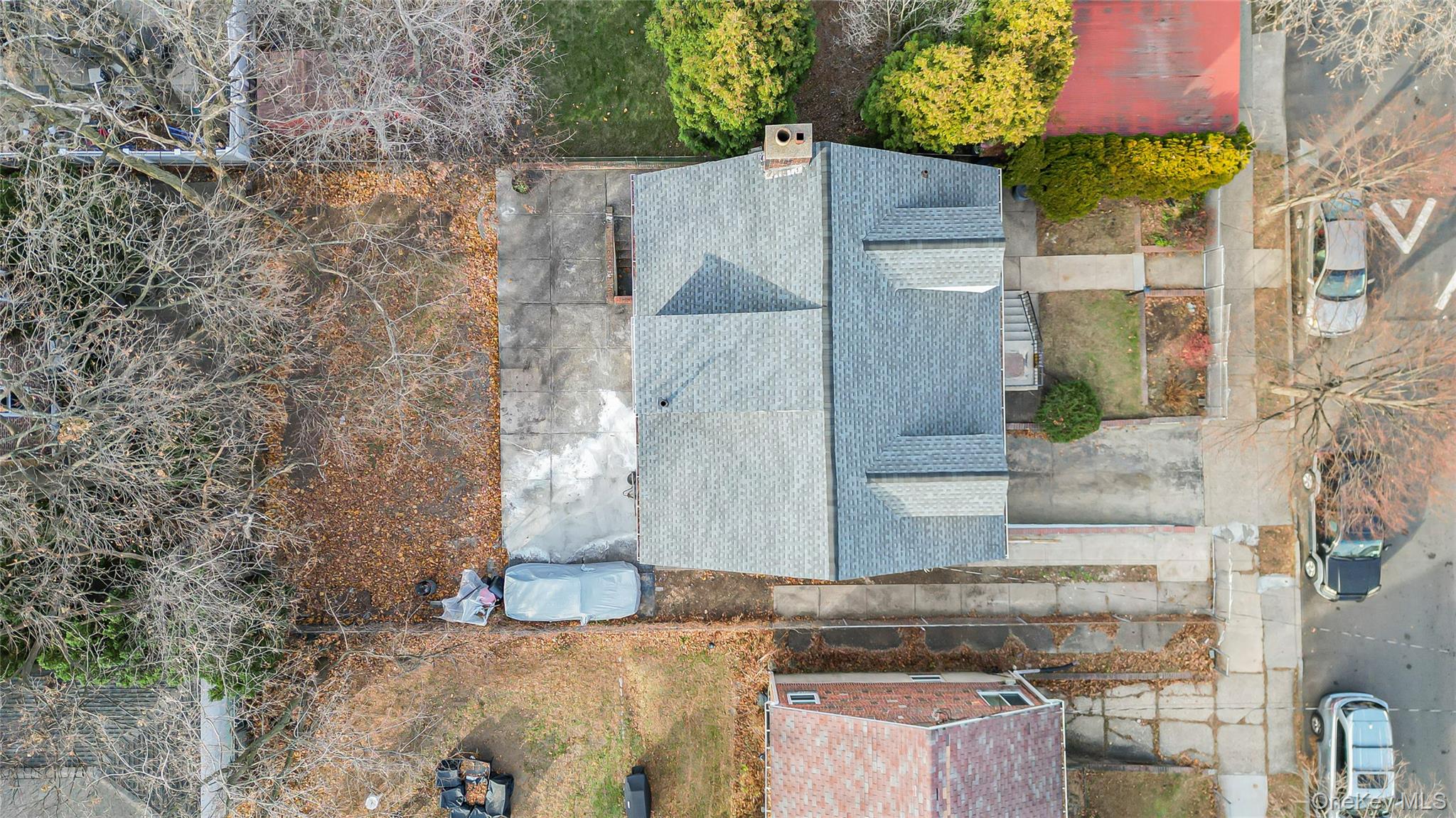 4161 Monticello Avenue Bronx, NY 10466 - Photo 6 of 38 an aerial view of residential houses with outdoor space
