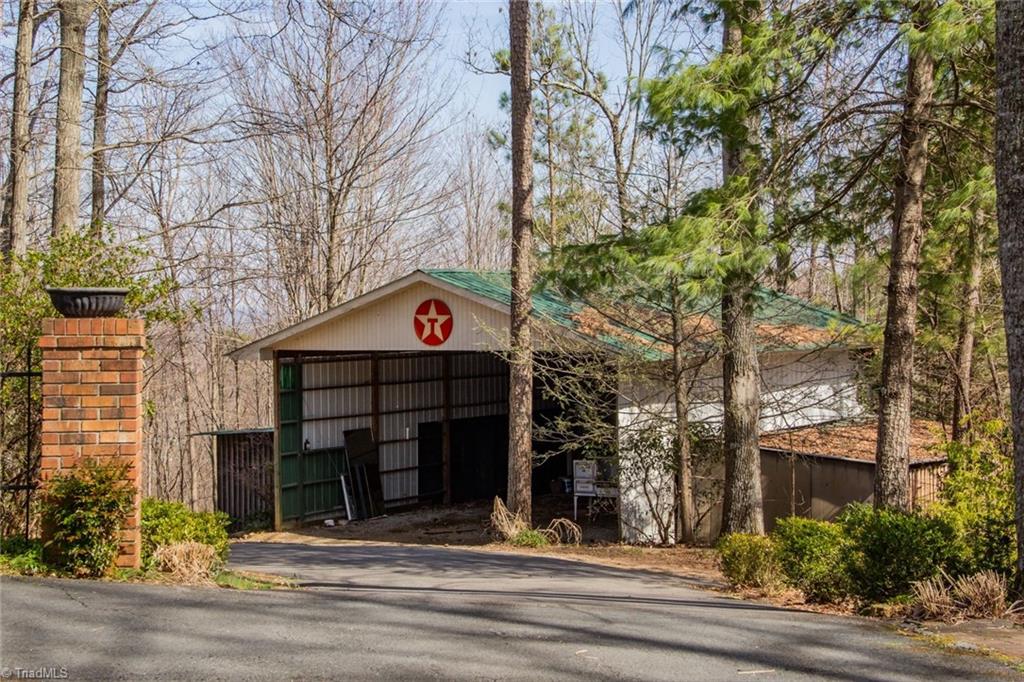 190 Brim Road Mount Airy, NC 27030 - Photo 43 of 49 Gallery Image 43