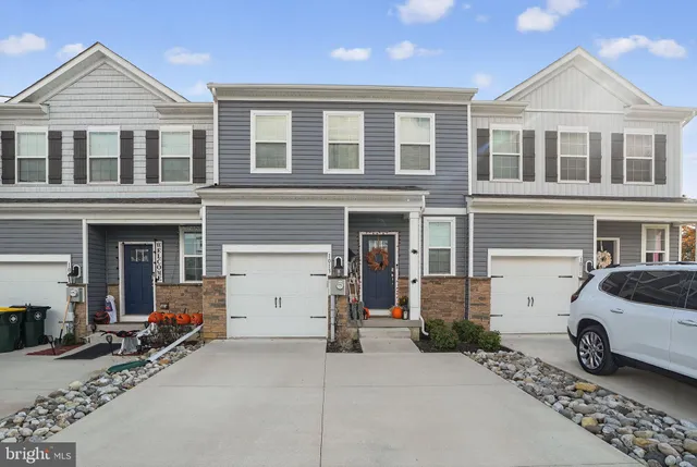 $487,000 | 1013 Turnstone Drive, Fogelsville, PA 18051