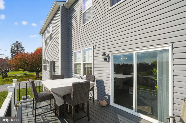 $487,000 | 1013 Turnstone Drive, Fogelsville, PA 18051