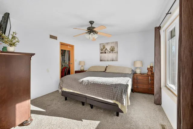 $679,900 | 840 North Shore Drive West, Orono, MN 55364