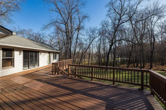 $679,900 | 840 North Shore Drive West, Orono, MN 55364