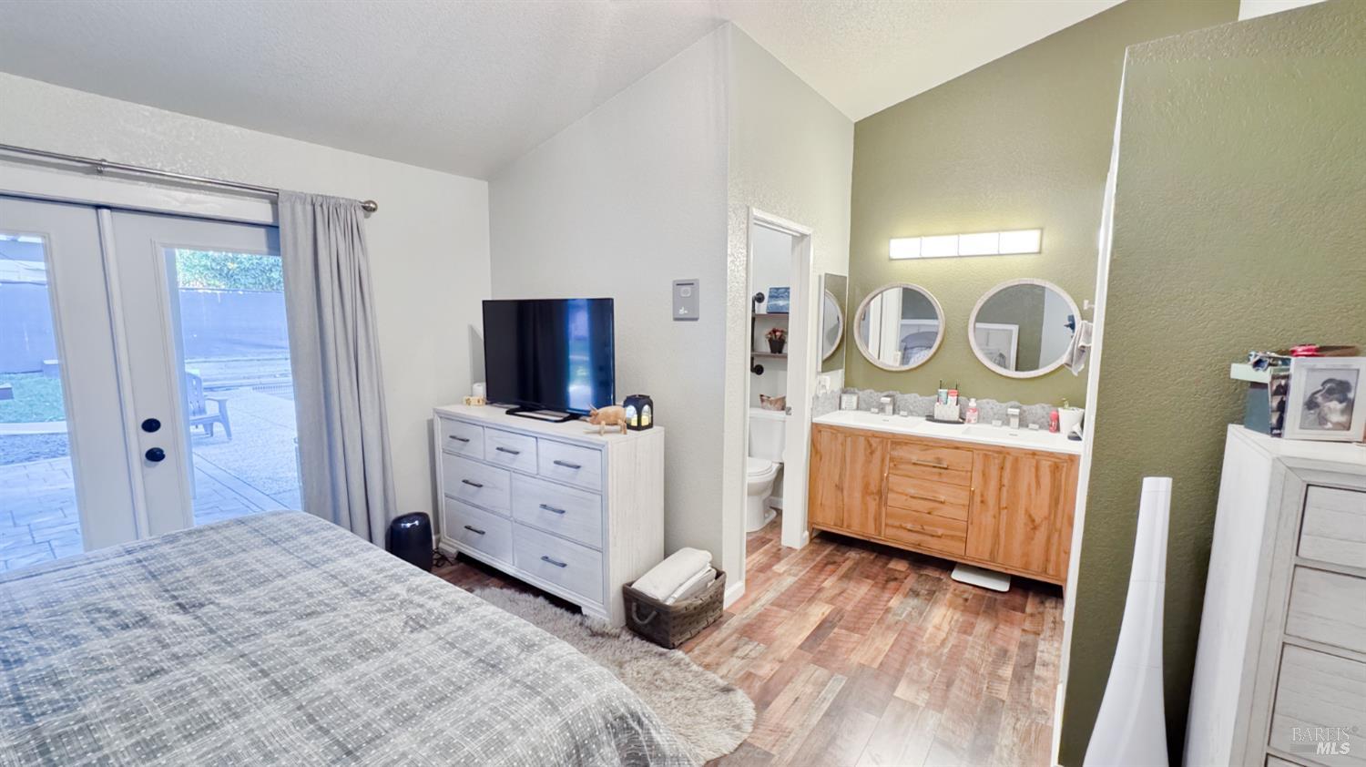 265 Ahern Lane Dixon, CA 95620 - Photo 9 of 20 Main Bedroom