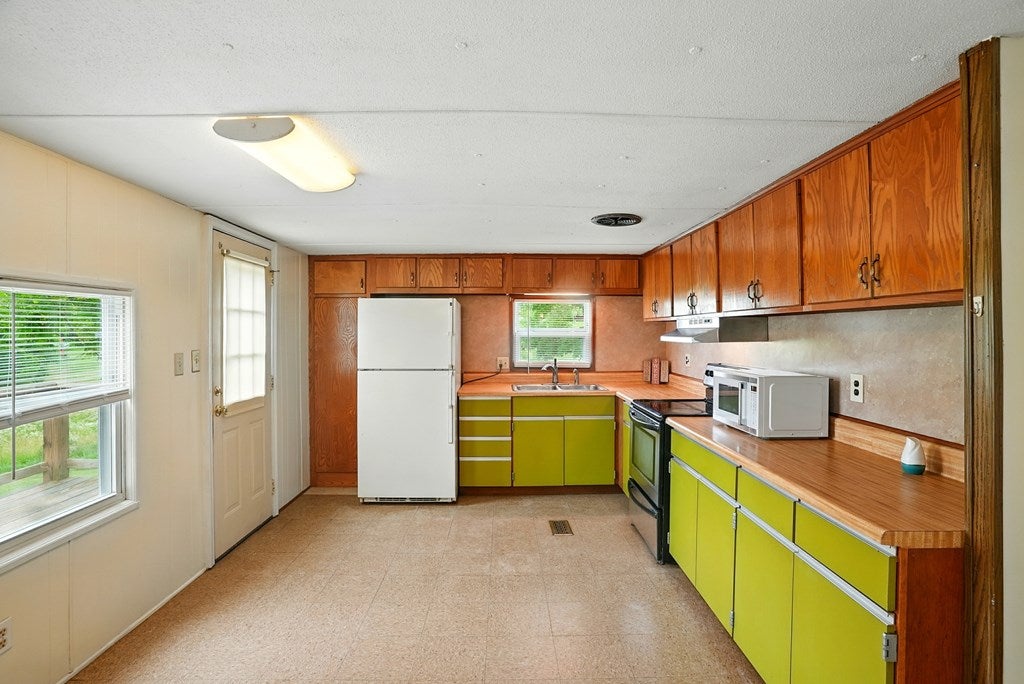 220 Rices Depot Road Rice, VA 23966 - Photo 4 of 28 Gallery Image 4