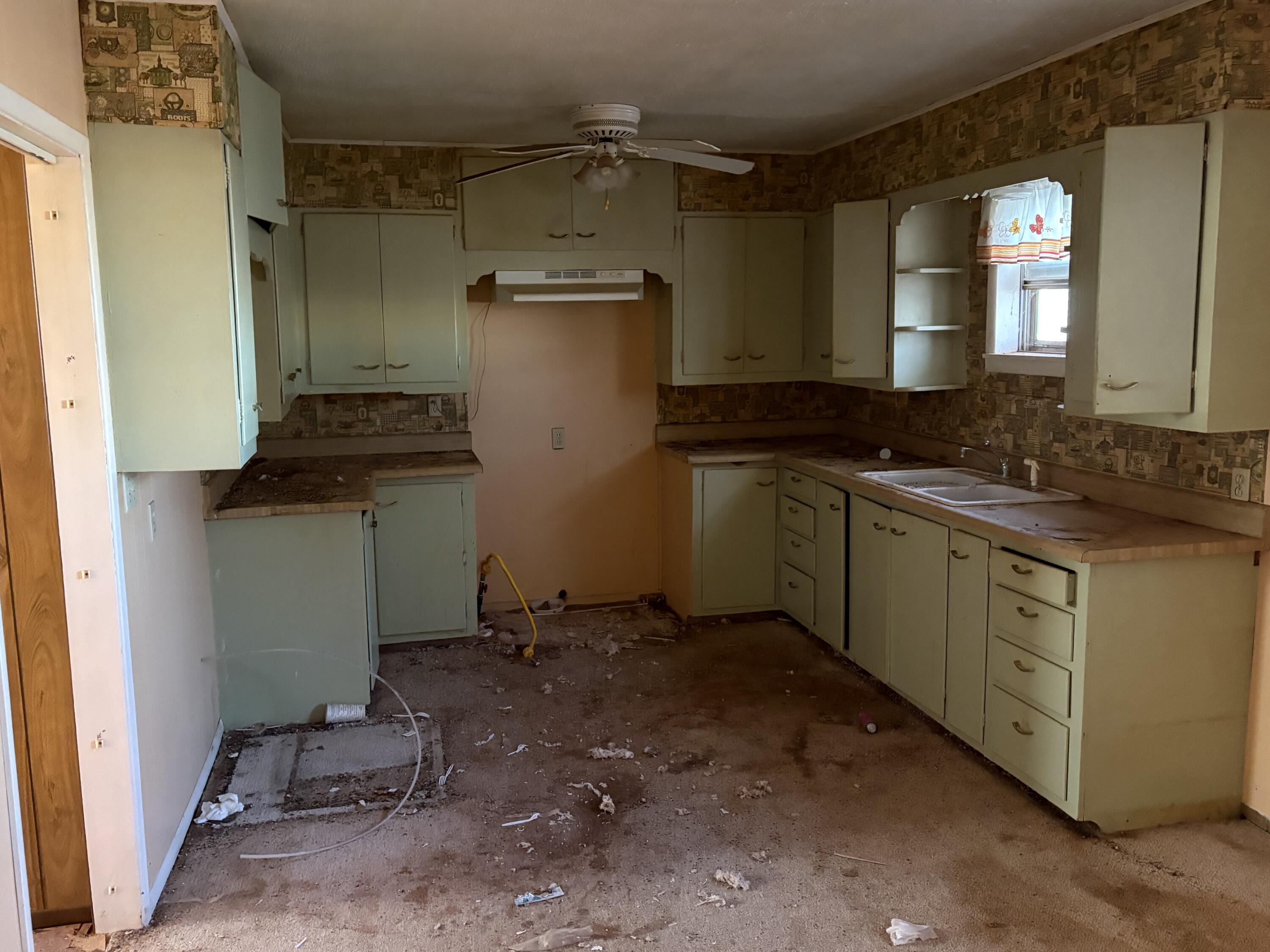 701 South 14th Street Brownfield, TX 79316 - Photo 10 of 10 IMG_2018