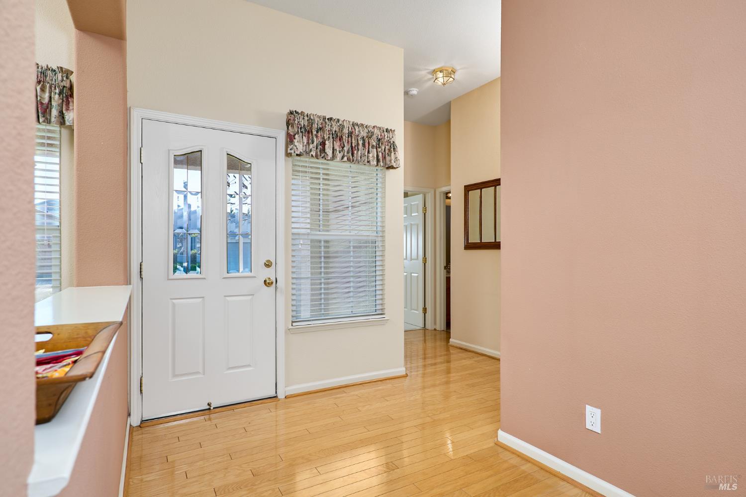 570 Turnberry Terrace Rio Vista, CA 94571 - Photo 4 of 32